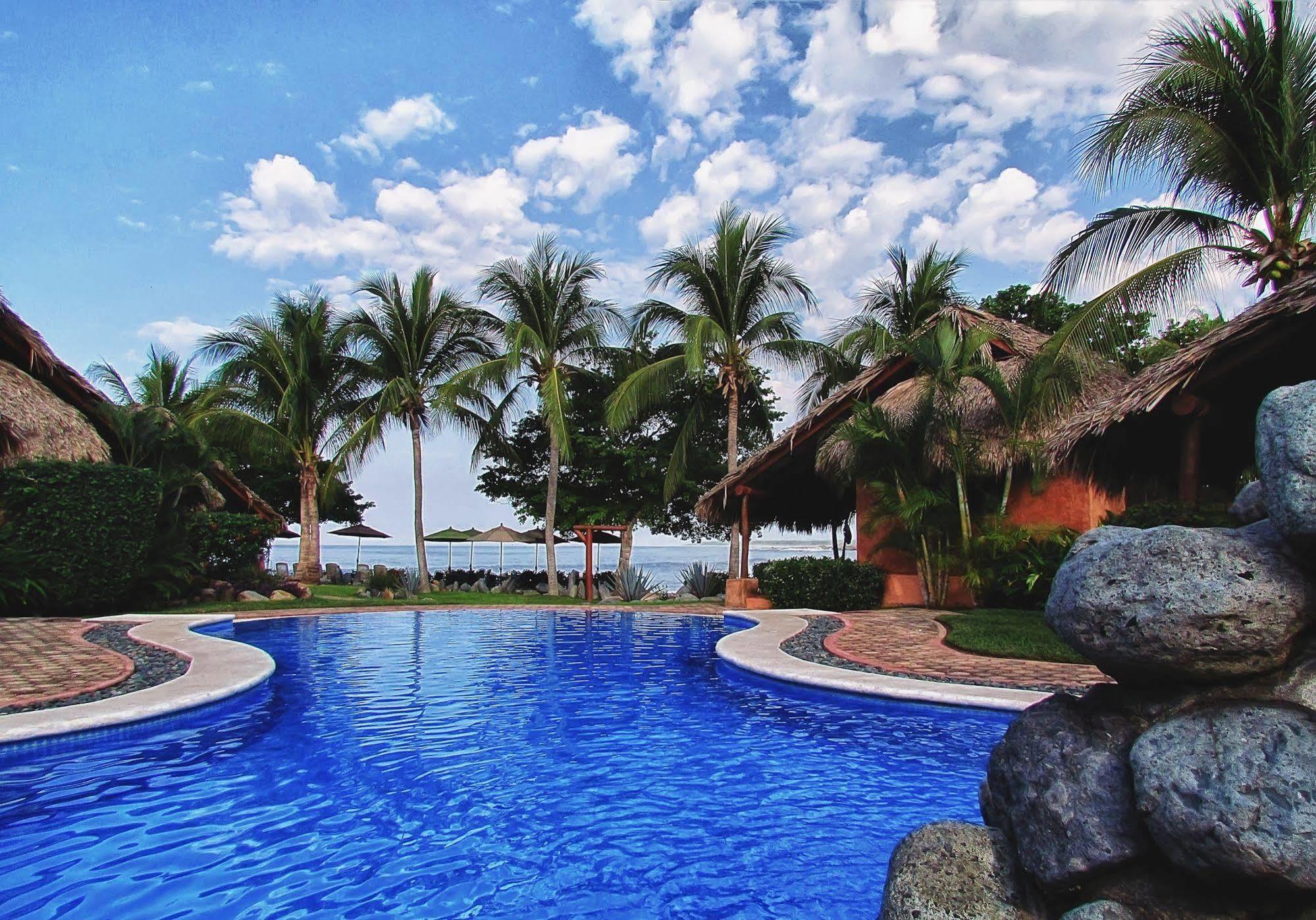 The Inn Manzanillo Bay 特隆戈内斯 外观 照片