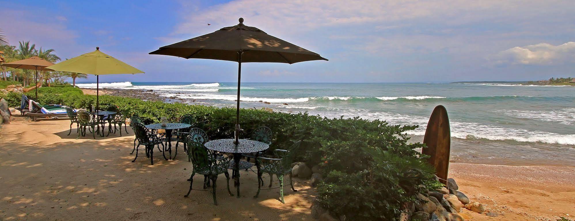 The Inn Manzanillo Bay 特隆戈内斯 外观 照片